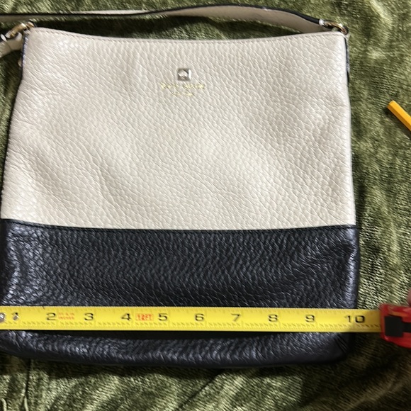 Kate Spade Ivory and Black Leather Crossbody Purse - Picture 7 of 10